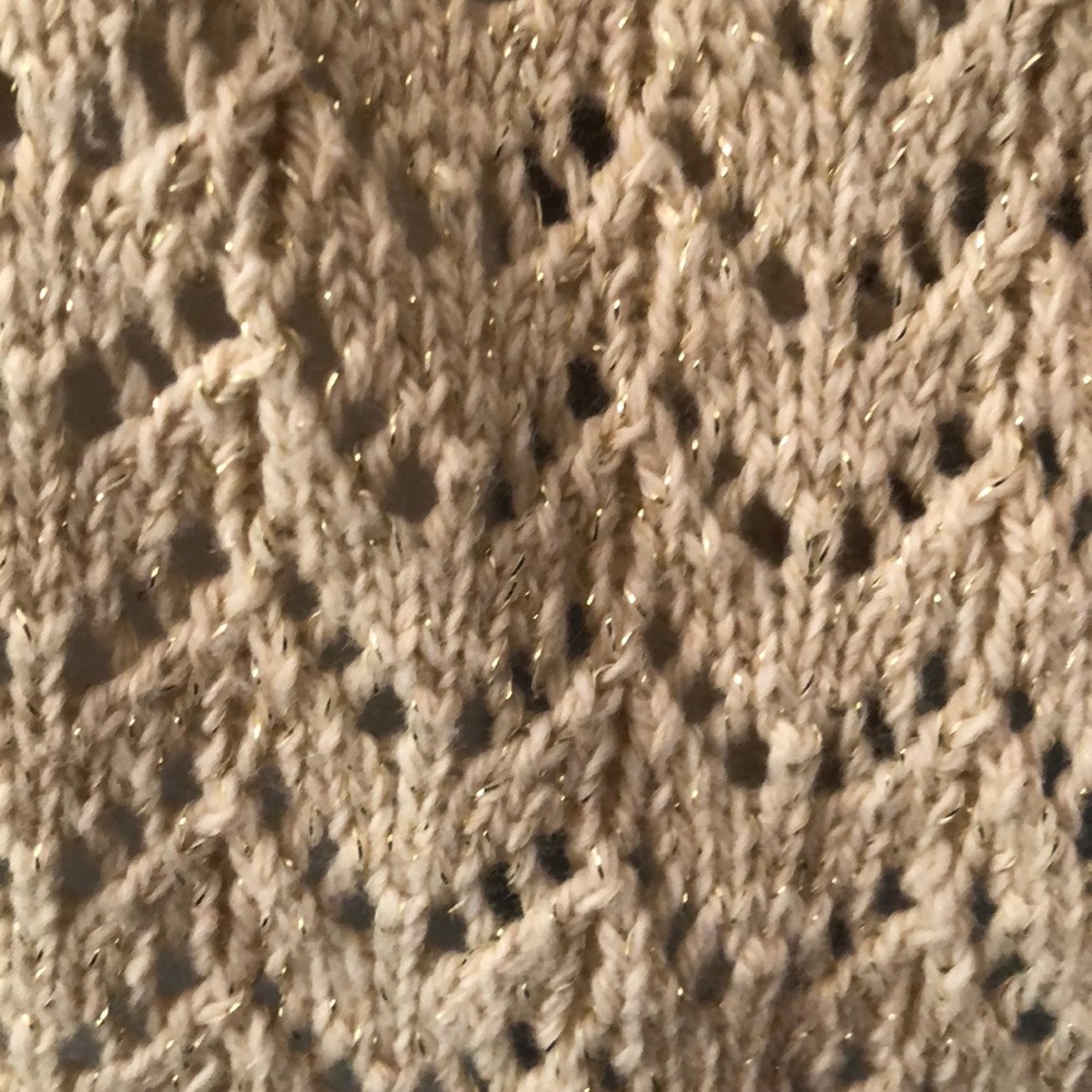 sweater - Picture 2 of 4